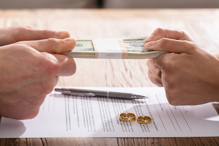 Personal bankruptcy and Divorce